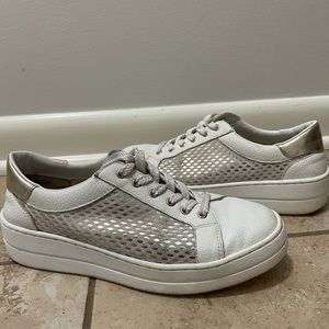 Steve Madden Sneakers